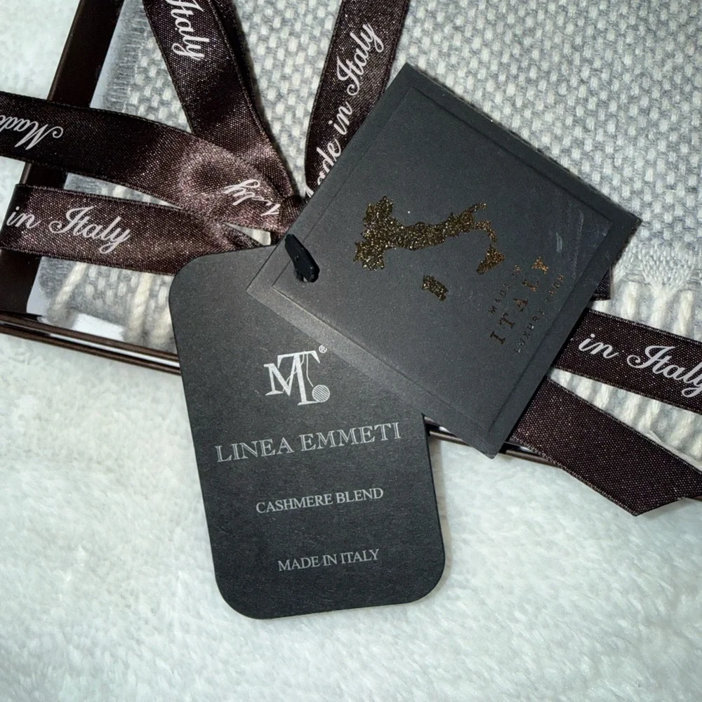 Linea Emmett Cashmere Blend Gray Scarf
